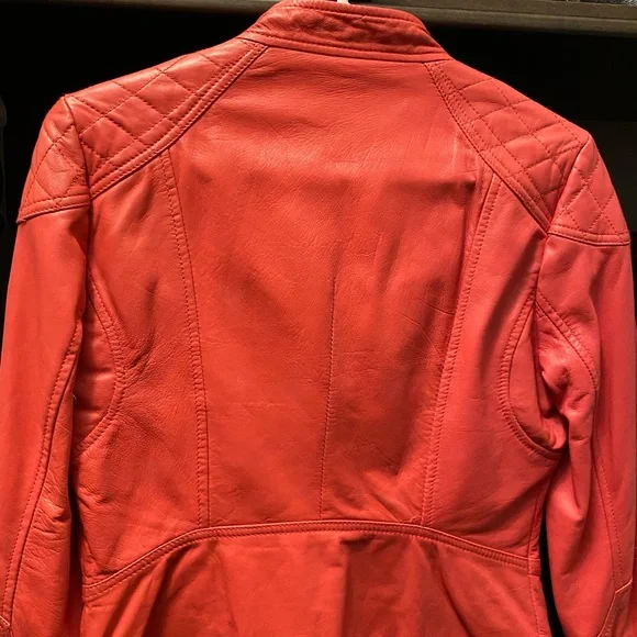 Leather jacket - Picture 2 of 4